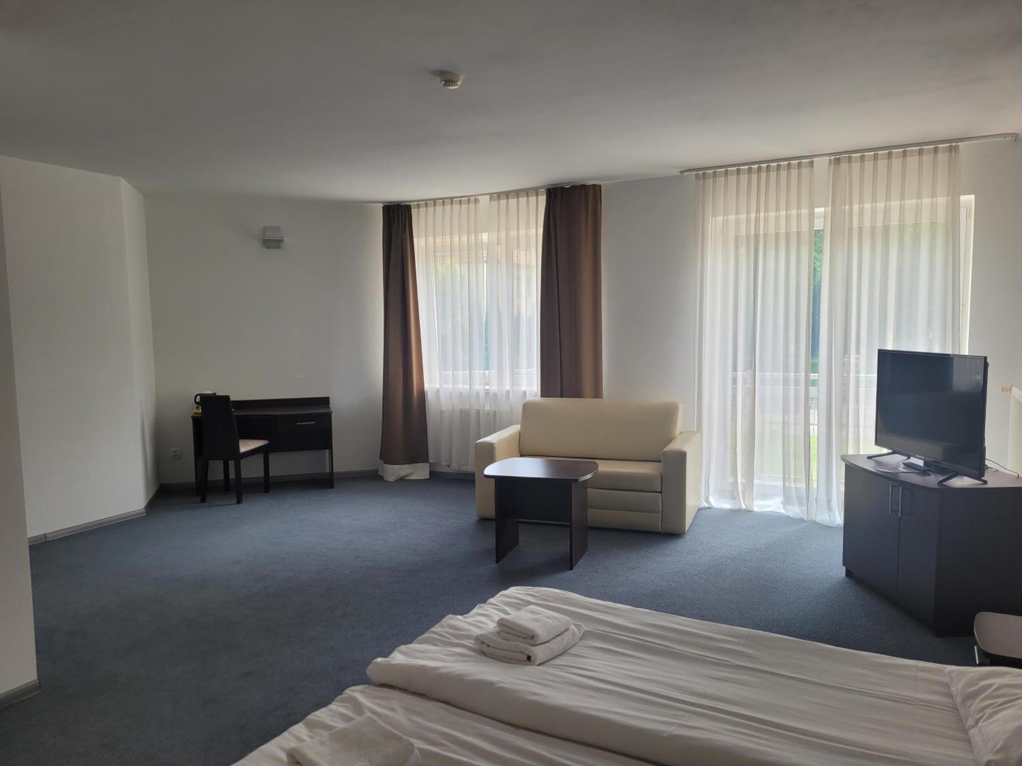 קולובז'ג Artel Villa Tarsis מראה חיצוני תמונה